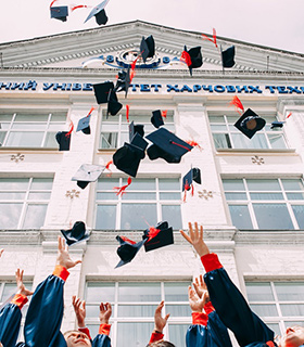 开展暑期社会实践活动